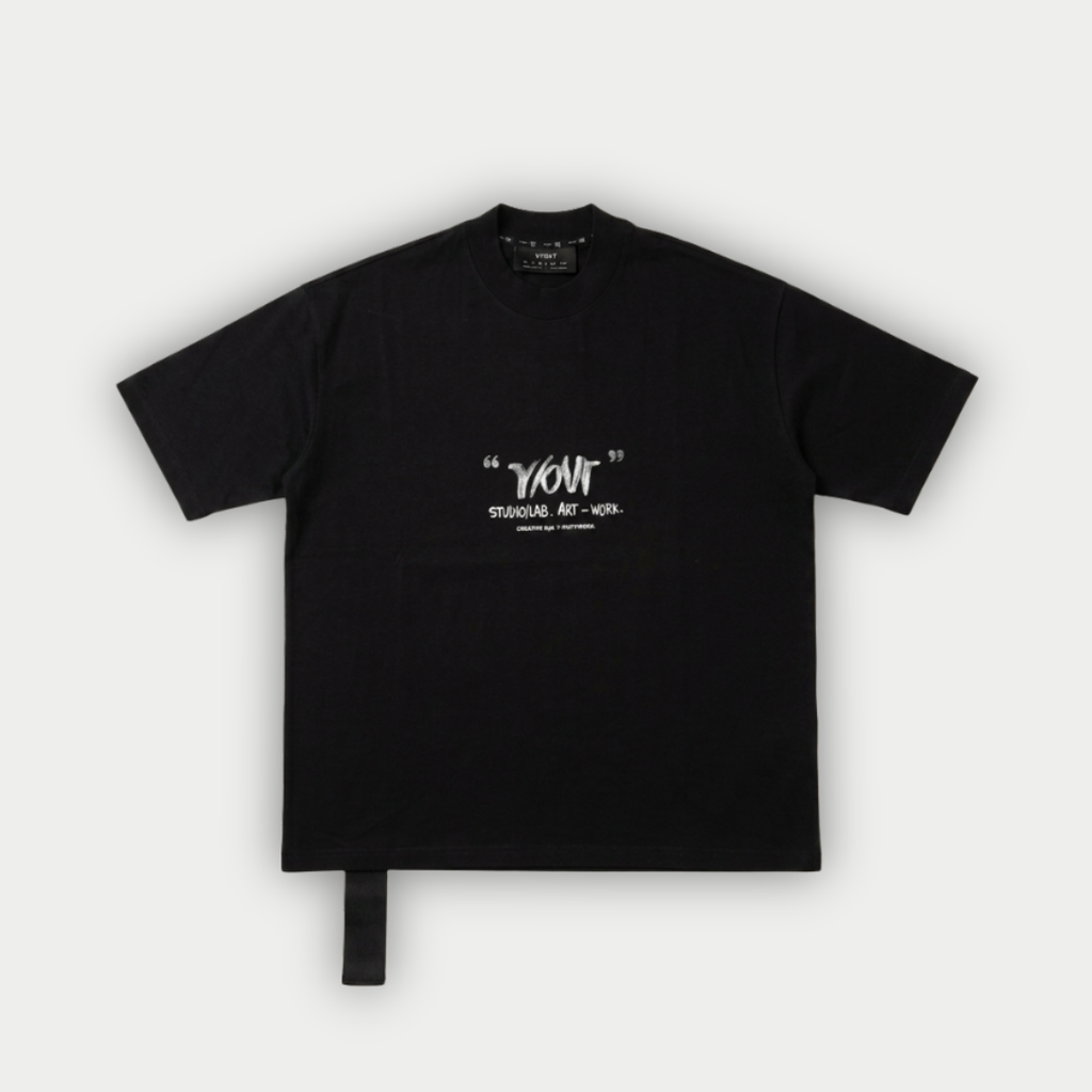 CAMISETA Y/OUT TEXT ME NEGRA