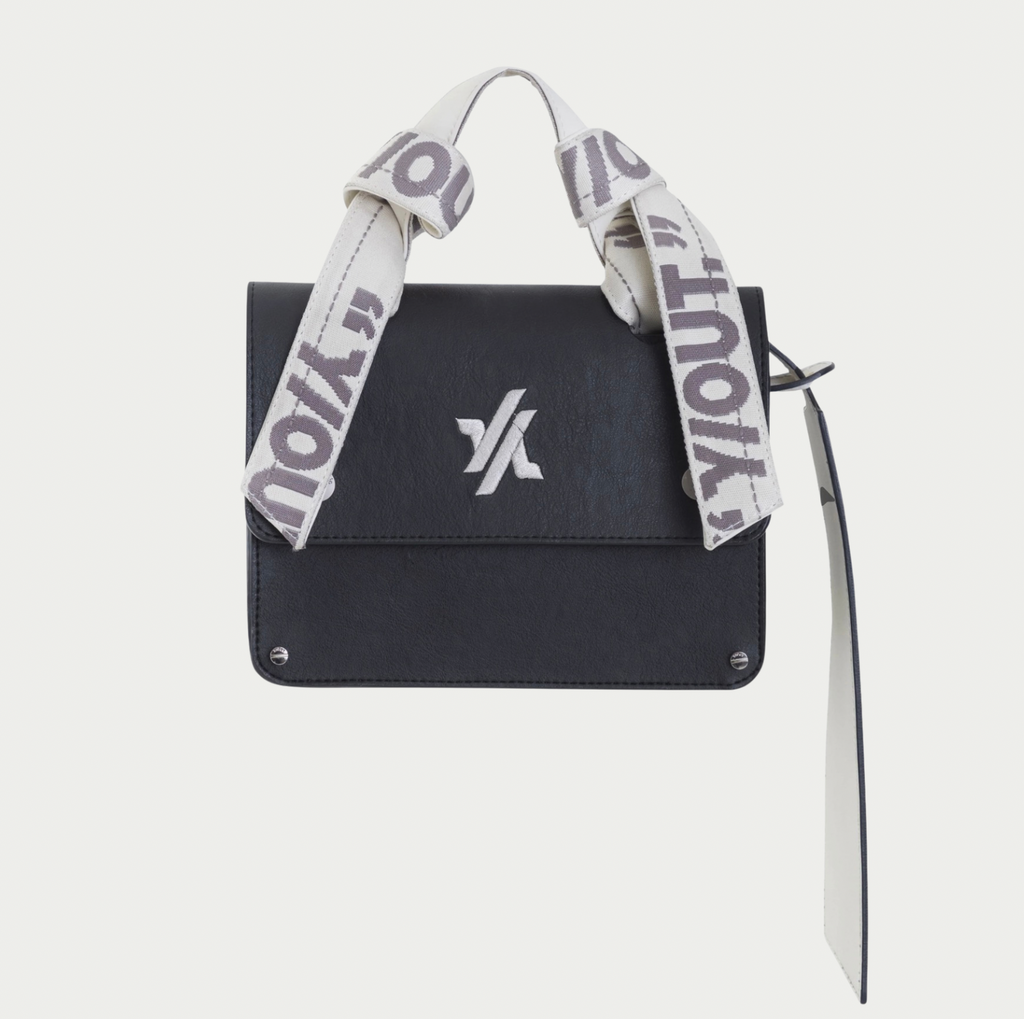 PRIORITY PURSE Y/OUT